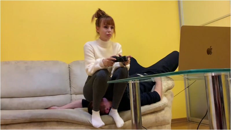 Petite Princess FemDom - Gamer Kira In Leggings Uses Her Chair Slave While Playing