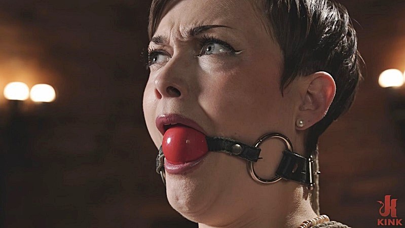 Jade Valentine 5338